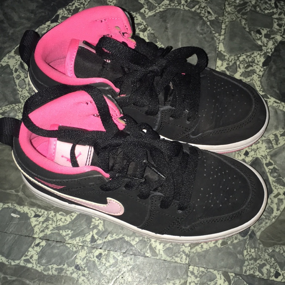 Jordan 1 kids.